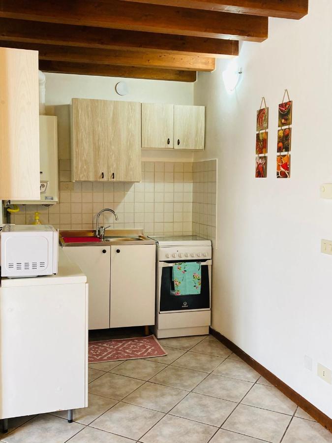 Palm Beach - Your Private And Complete Apartment In Desenzano Del Garda Desenzano del Garda Exterior photo