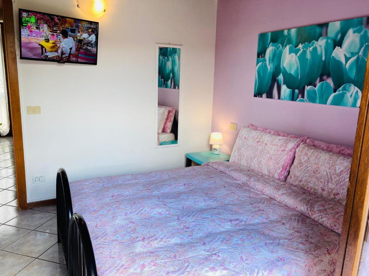 Palm Beach - Your Private And Complete Apartment In Desenzano Del Garda Desenzano del Garda Exterior photo